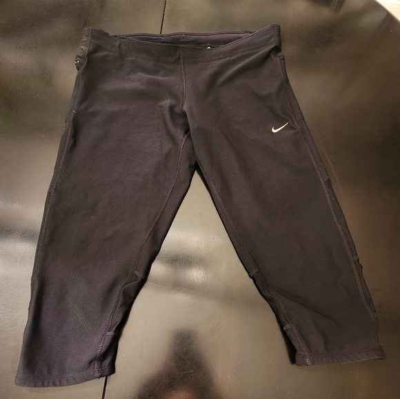 NIKE bundle 🏃🏼♀️💪❤️ - Picture 10 of 13